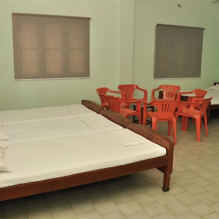 Valli Hotel Thanjavur Exterior photo