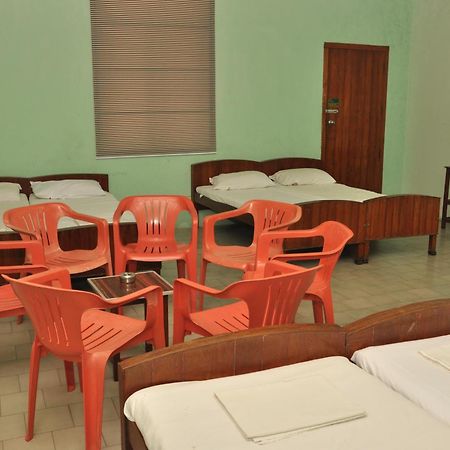 Valli Hotel Thanjavur Exterior photo
