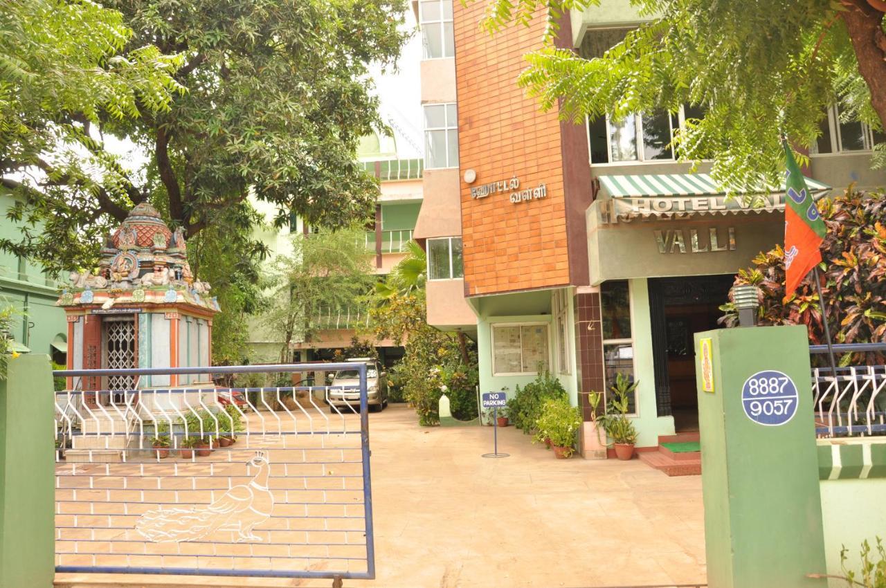Valli Hotel Thanjavur Exterior photo