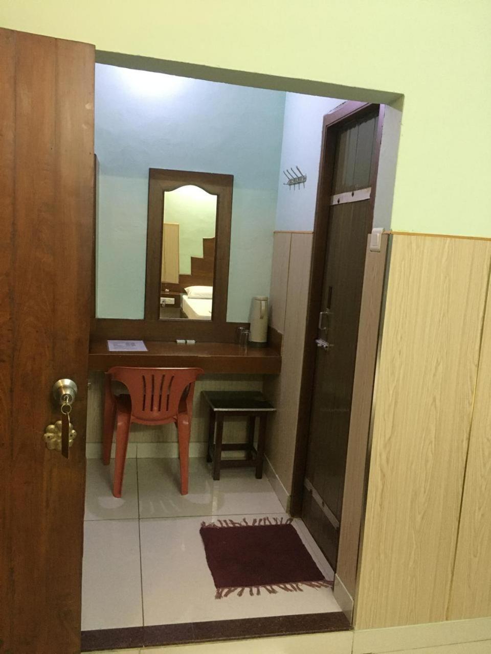 Valli Hotel Thanjavur Exterior photo